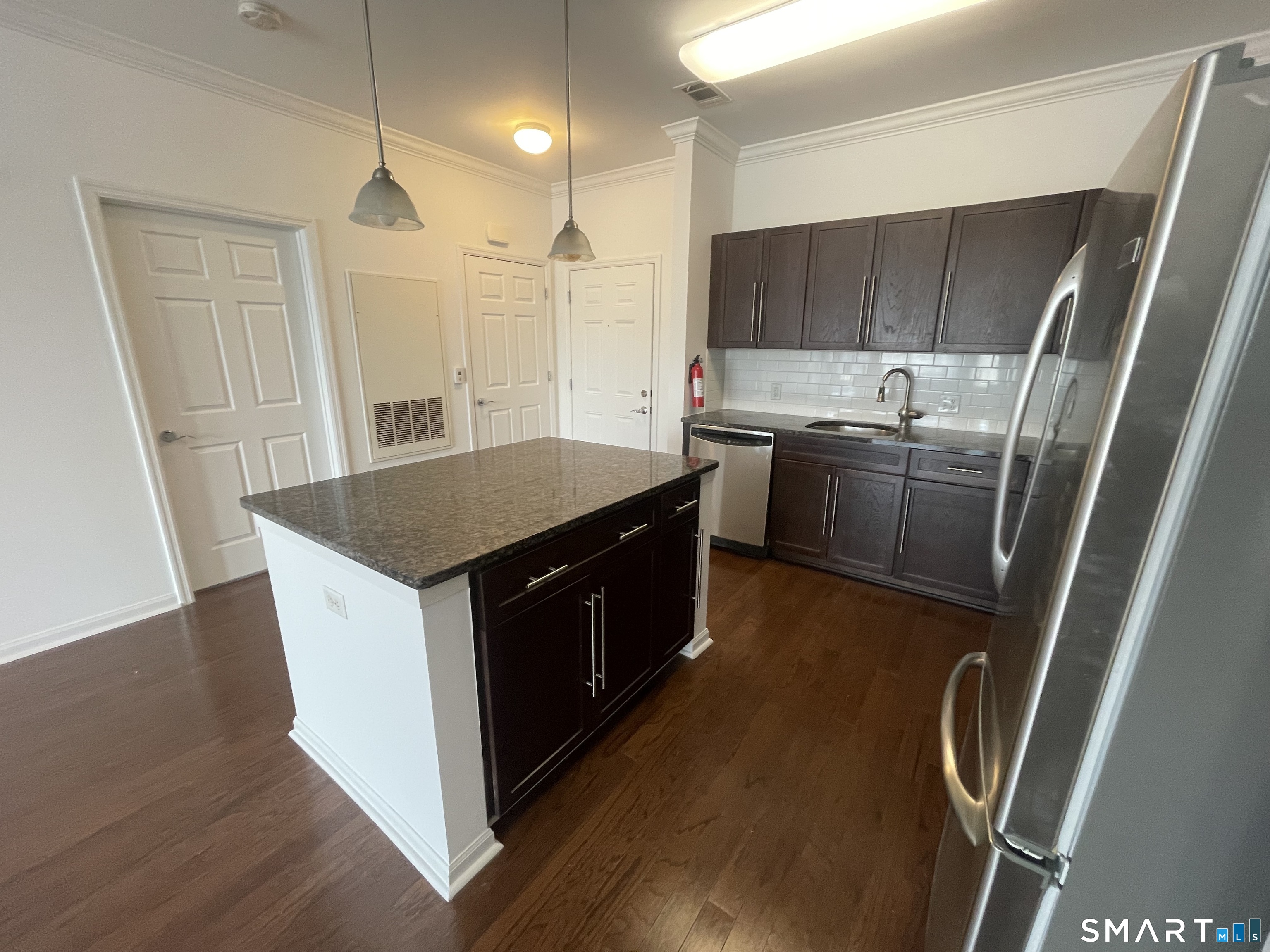 850 East Main Street 205