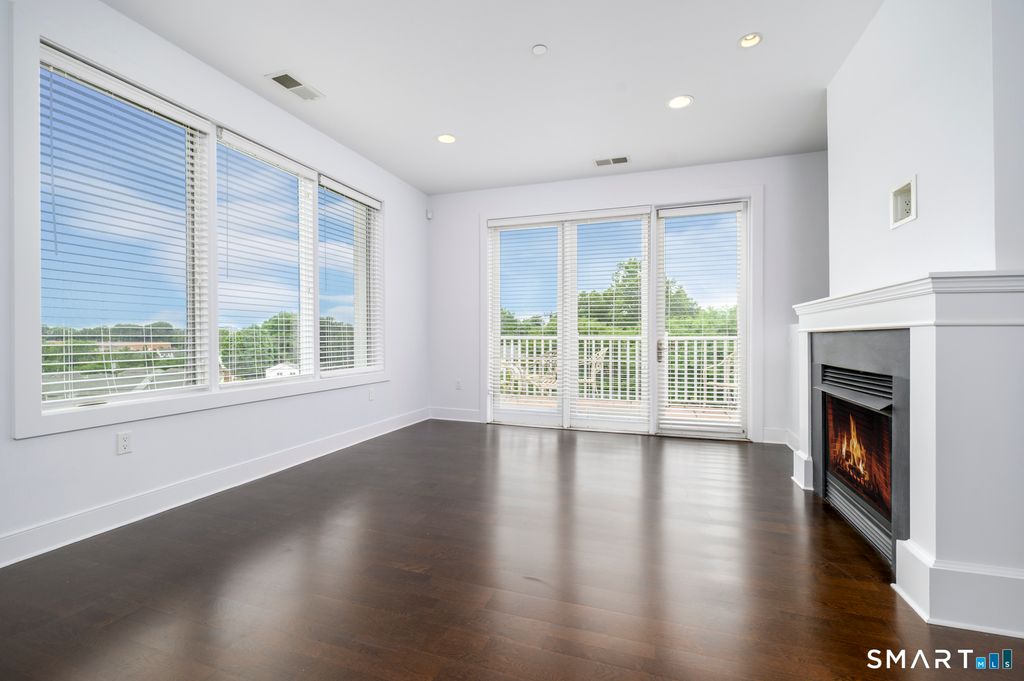 Photo of 77 Havemeyer Lane #303, Stamford, CT 06902 (MLS # 24188986)