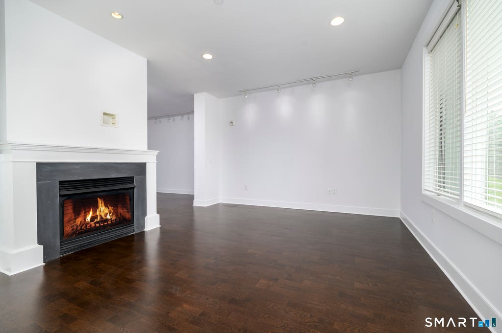 Photo of 77 Havemeyer Lane #303, Stamford, CT 06902 (MLS # 24188986)