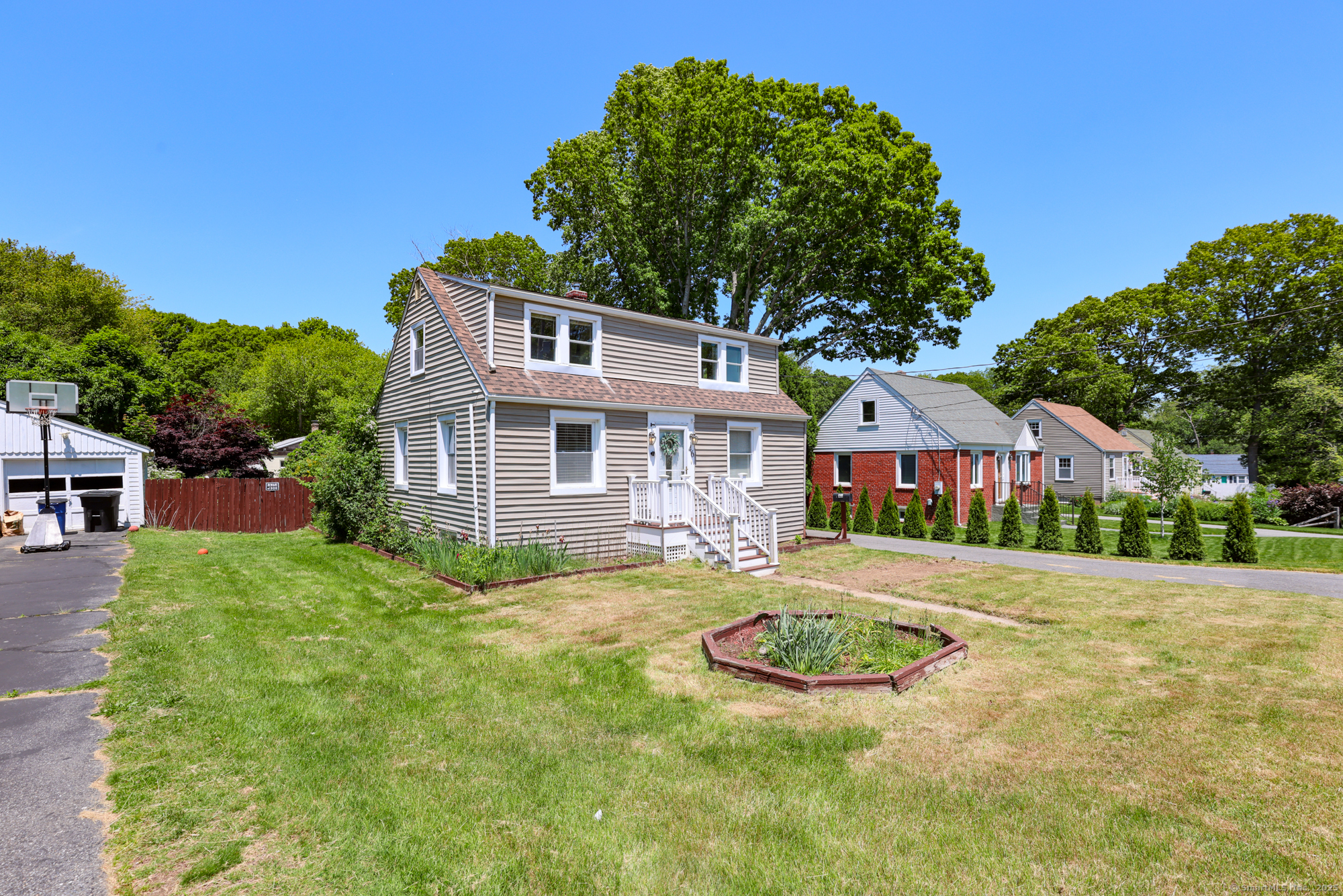 46 Country Club Road