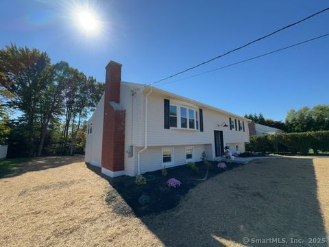 Photo of 24 Sherwood Drive, North Haven, CT 06473 (MLS # 24132254)