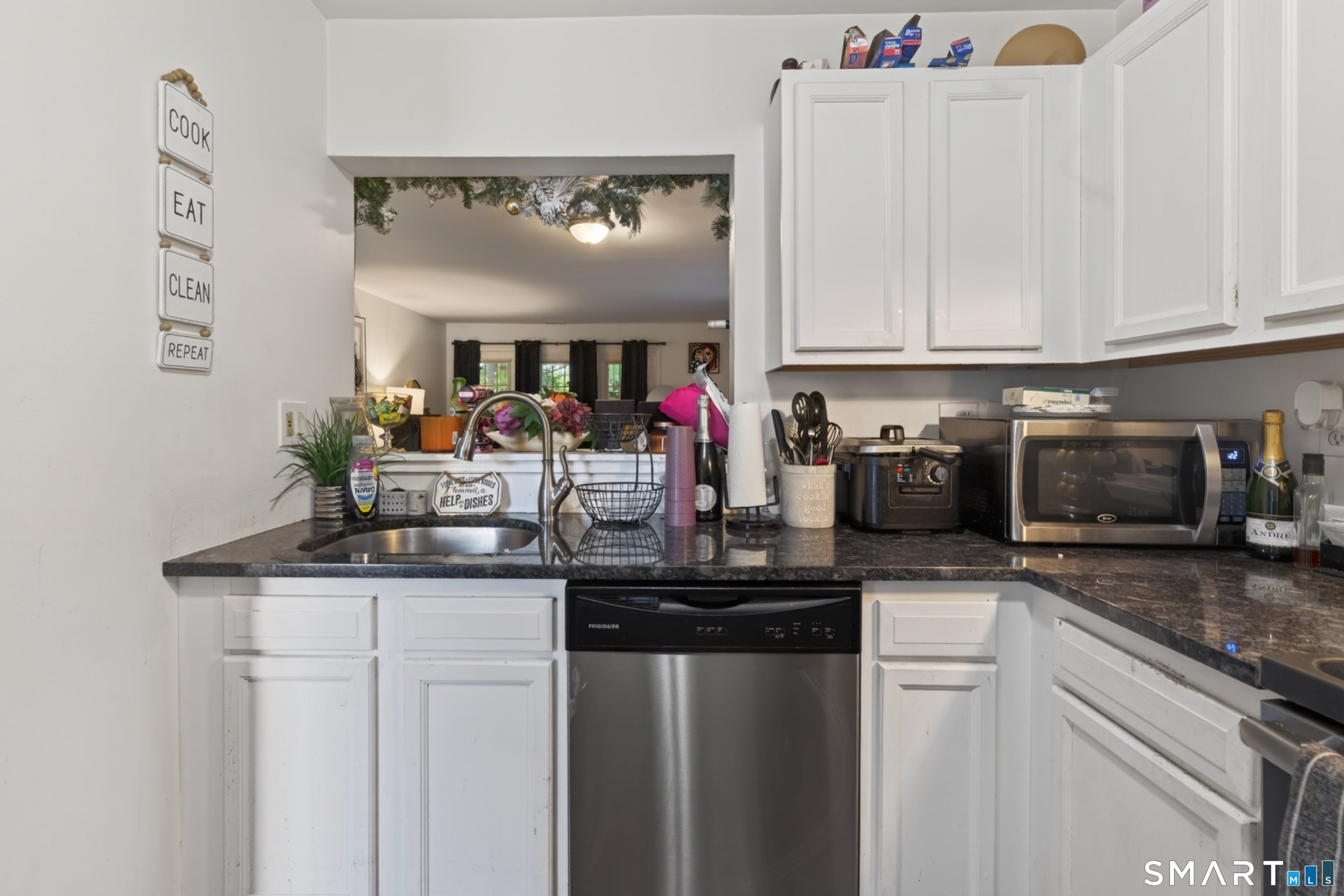 1425 Quinnipiac Avenue 304