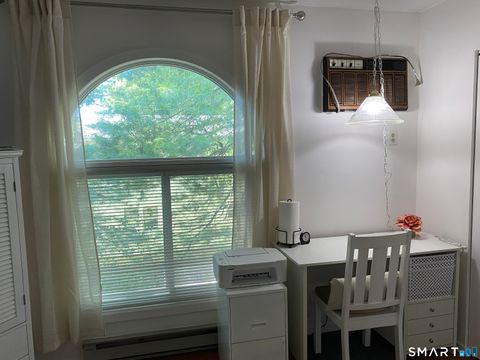 Tiny photo for 585 Park Road #5-8, Waterbury, CT 06708 (MLS # 24186763)