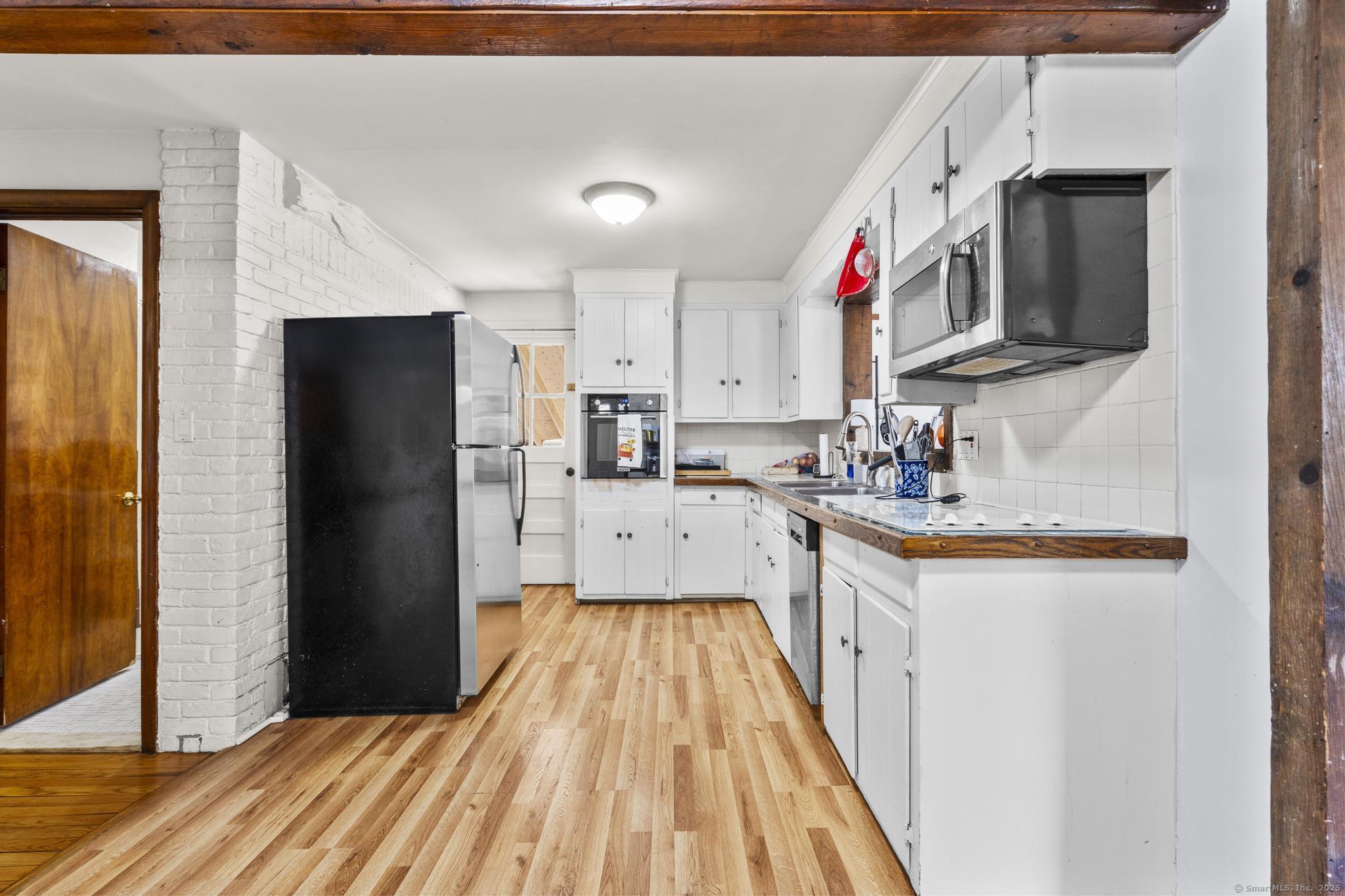 210 Sachem Head Road, Guilford, Connecticut image 11
