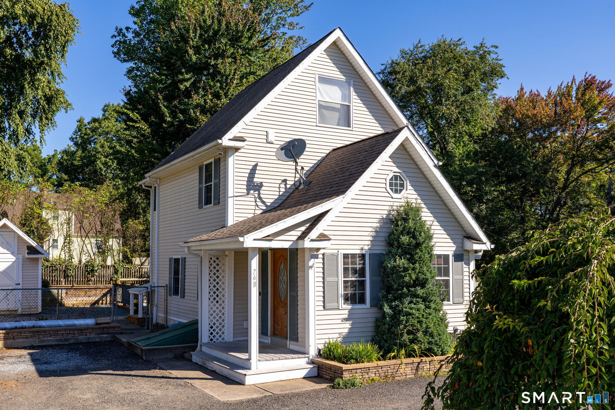 768 Terryville Avenue