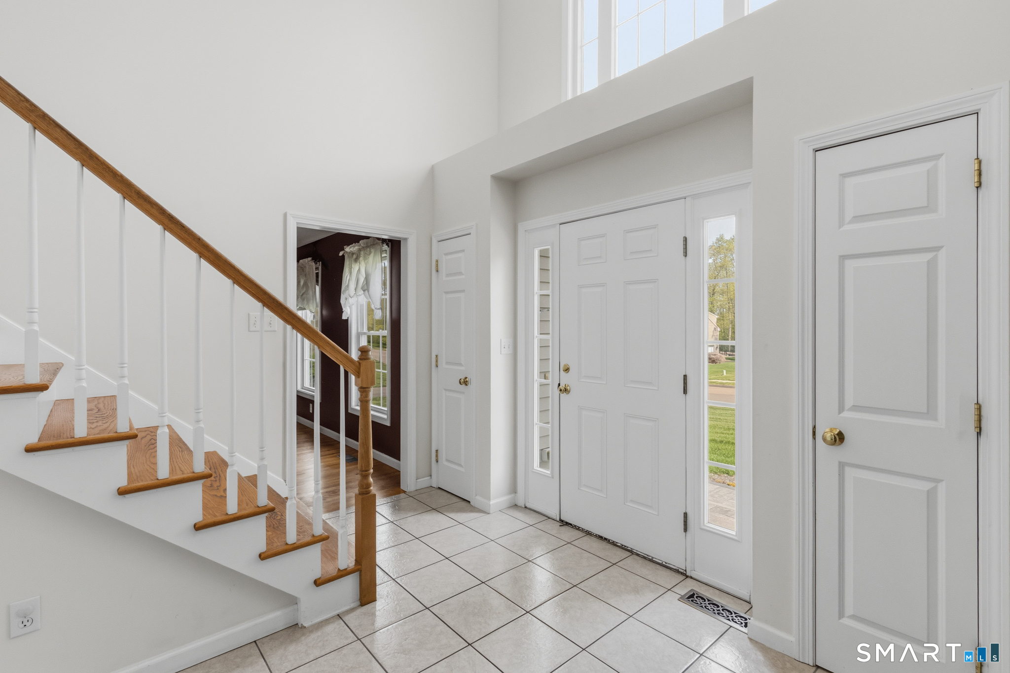 8 Brockett Road