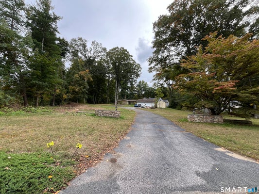 42 BROWNSON DR, SHELTON, CT 06484 - Image 5c6dcaec9d034cea2376064affec2168/1273029205