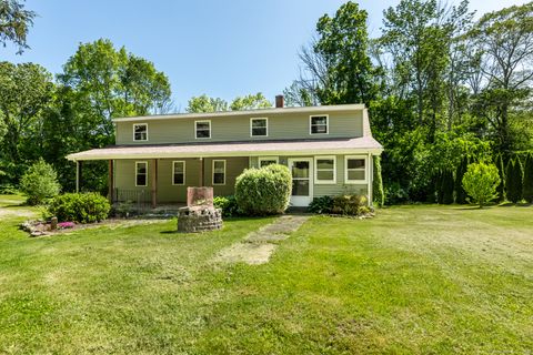 23 Ross Road Preston CT 06365