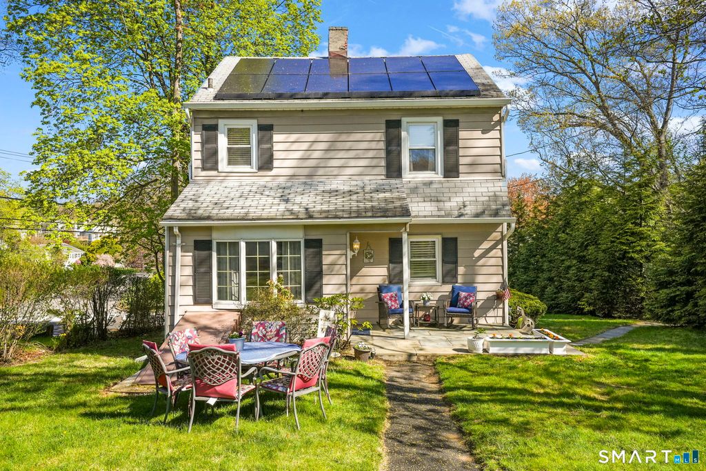 Photo of 130 Toms Road, Stamford, CT 06906 (MLS # 24170208)