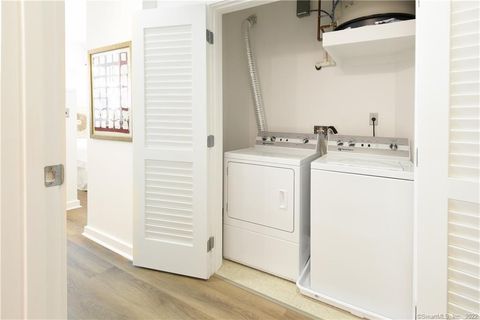 Tiny photo for 15 Dinah Street #204, West Hartford, CT 06107 (MLS # 24146314)