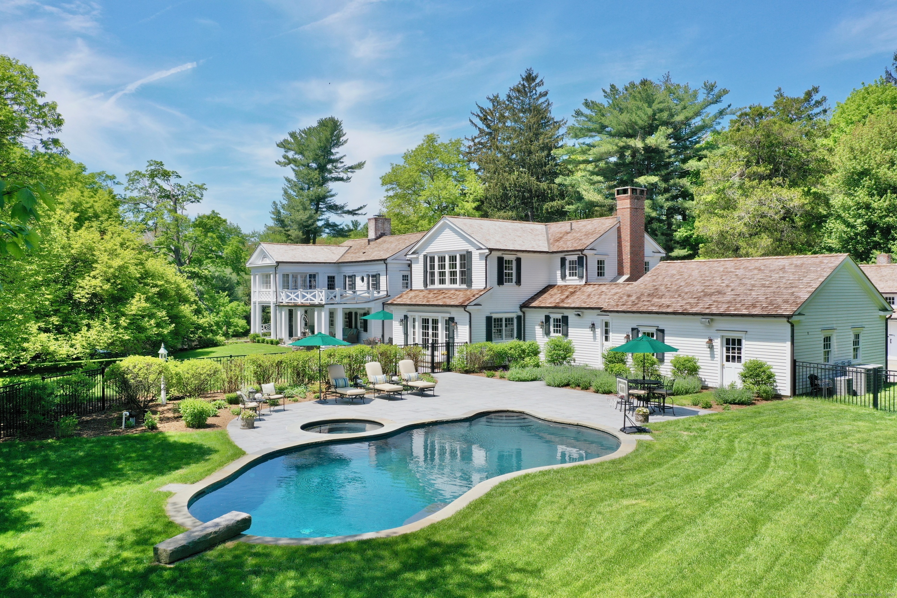 Property for Sale at Oenoke Ridge, New Canaan, Connecticut - Bedrooms: 5 
Bathrooms: 6 
Rooms: 14  - $4,250,000