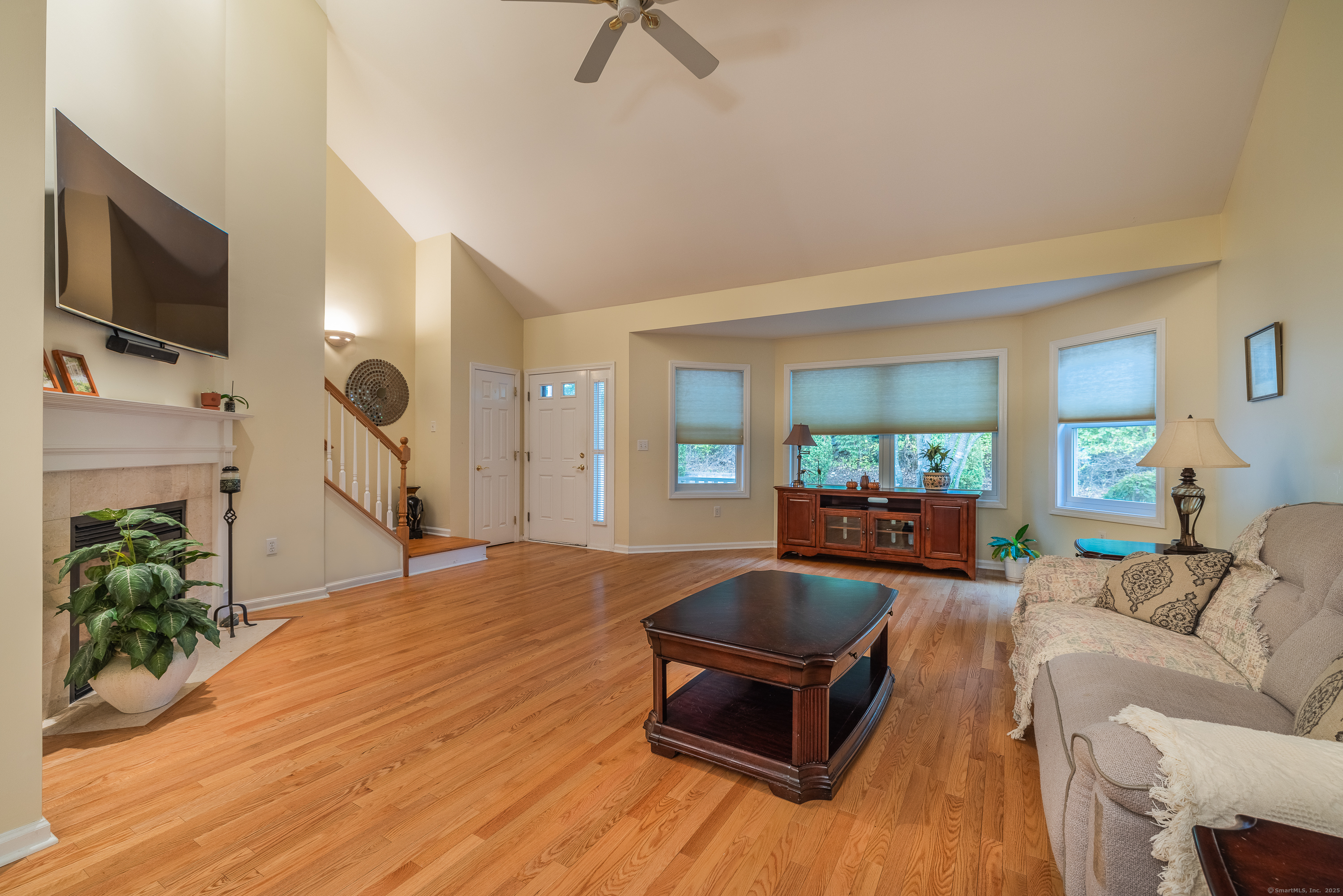 293 Summerfield Gardens 293