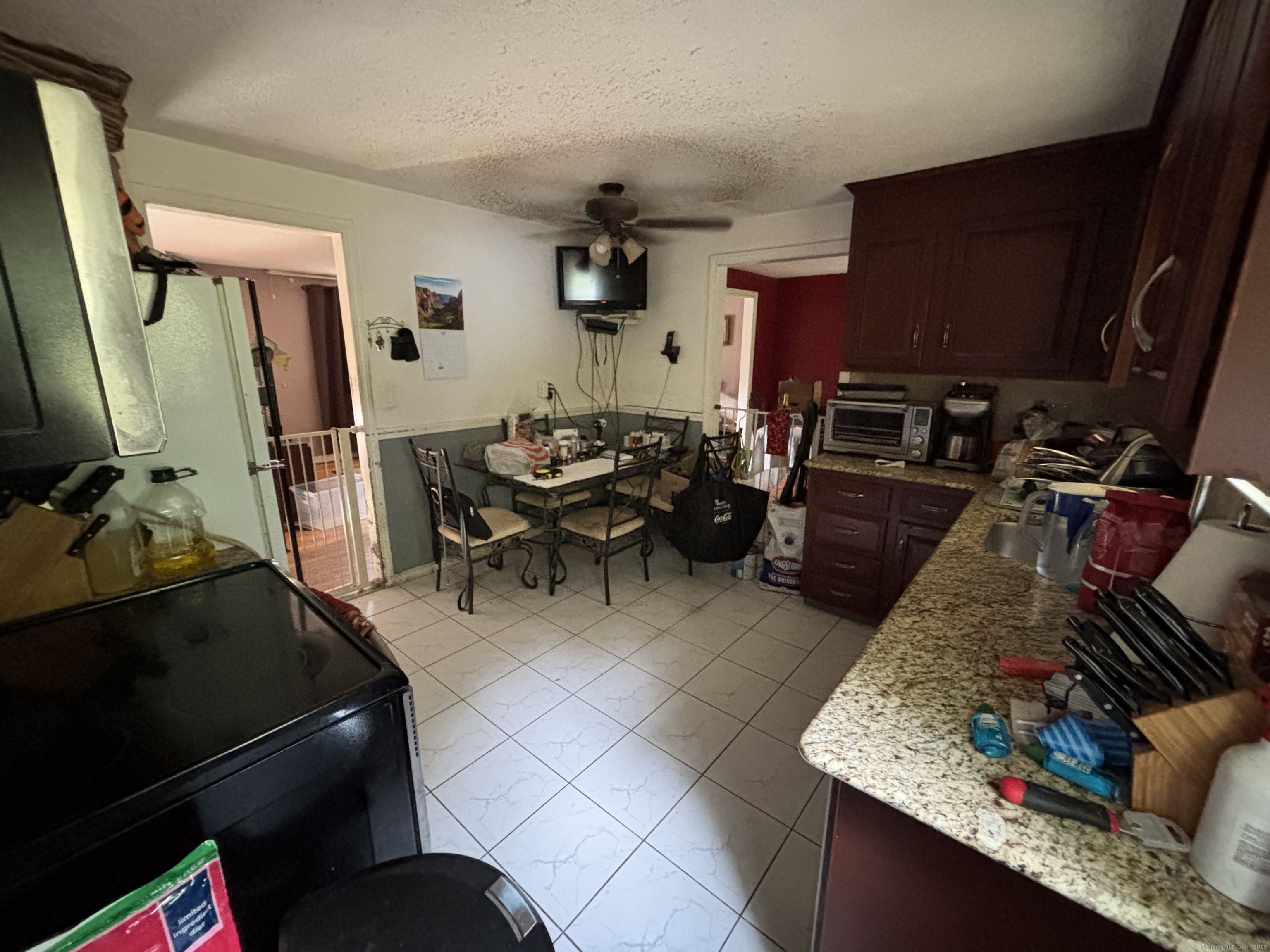 212 Evergreen Avenue