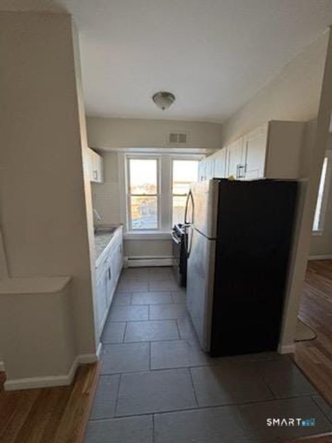 Multifamily For Rent - 335 Wells Street #11<br/> Bridgeport, CT 06606