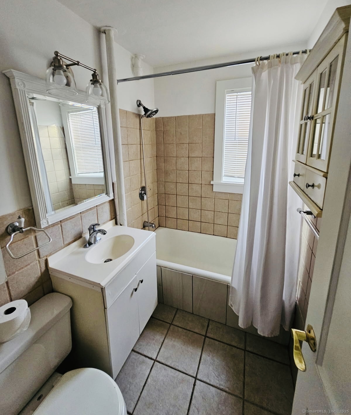 357 Granfield Avenue #B, Bridgeport, Connecticut image 6