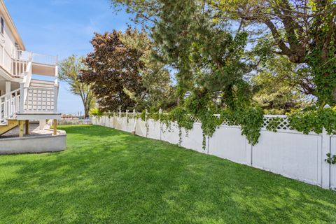 Tiny photo for 35 5th Avenue, Stratford, CT 06615 (MLS # 24138182)