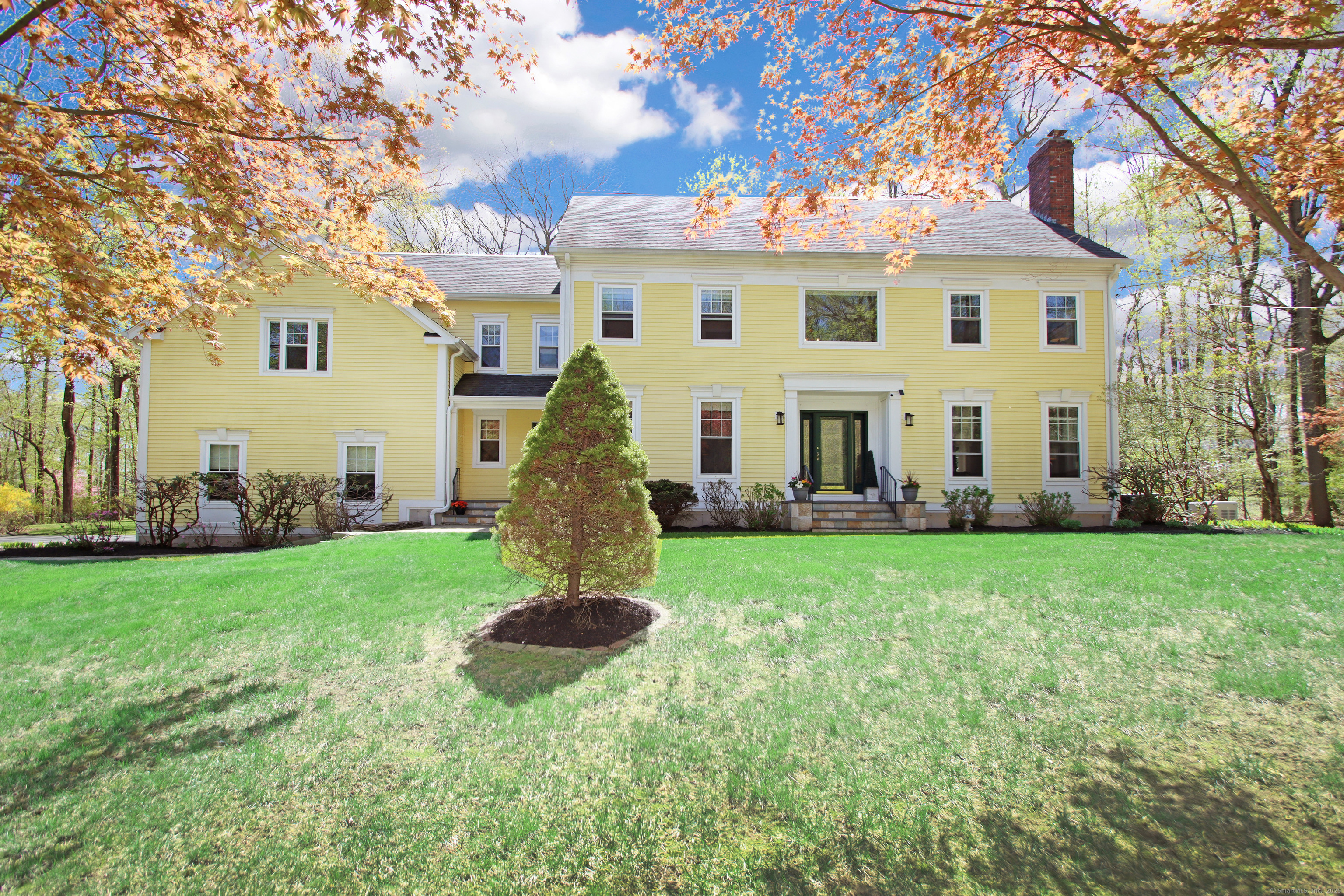 56 Grouse Lane, Woodbridge, Connecticut image 1