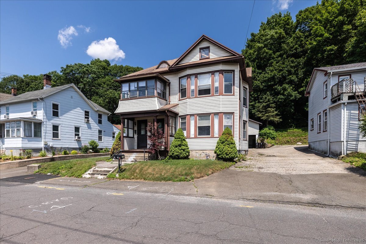118 New Haven Avenue