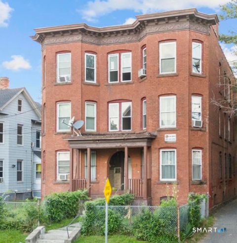 Photo of 168 Bond Street #2 W, Hartford, CT 06114 (MLS # 24150216)