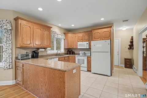 Tiny photo for 12 Fox Run, Columbia, CT 06237 (MLS # 24164415)