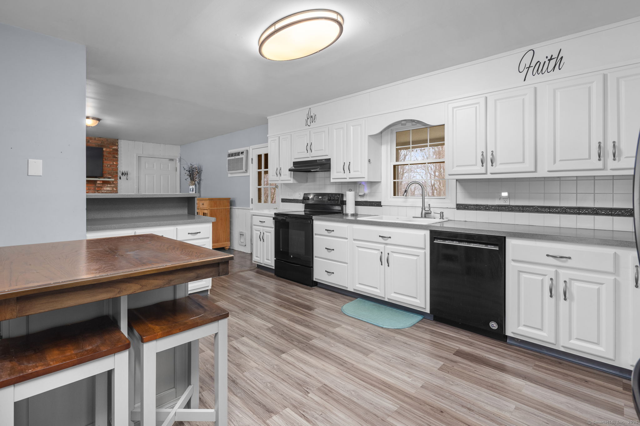 26 Bridle Road, New Milford, Connecticut image 4
