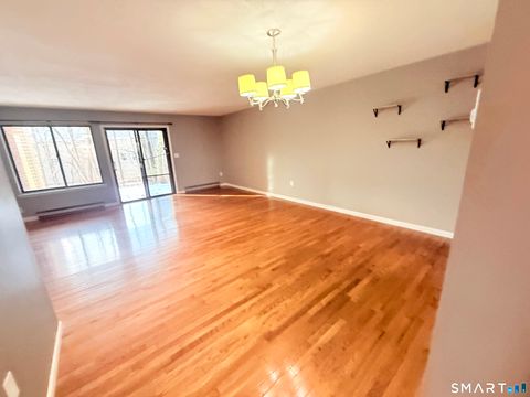 Tiny photo for 45 Mountain Laurel Court #45, Cromwell, CT 06416 (MLS # 24145753)