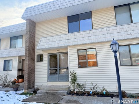 Photo of 45 Mountain Laurel Court #45, Cromwell, CT 06416 (MLS # 24145753)