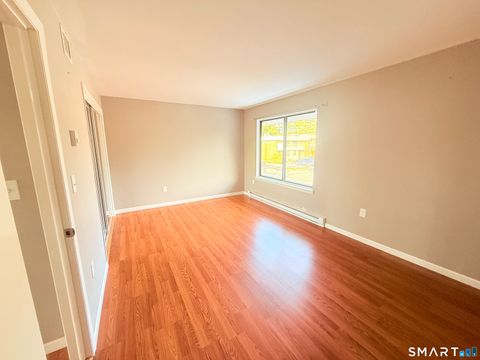 Tiny photo for 45 Mountain Laurel Court #45, Cromwell, CT 06416 (MLS # 24145753)