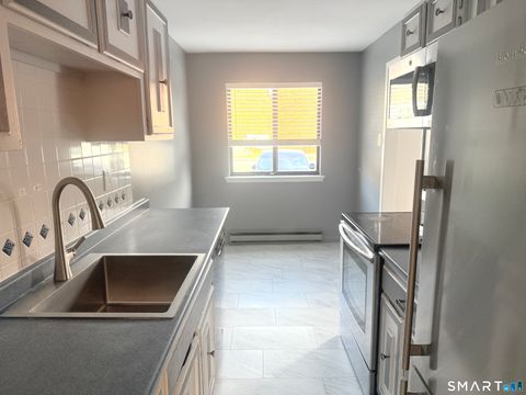 Tiny photo for 45 Mountain Laurel Court #45, Cromwell, CT 06416 (MLS # 24145753)