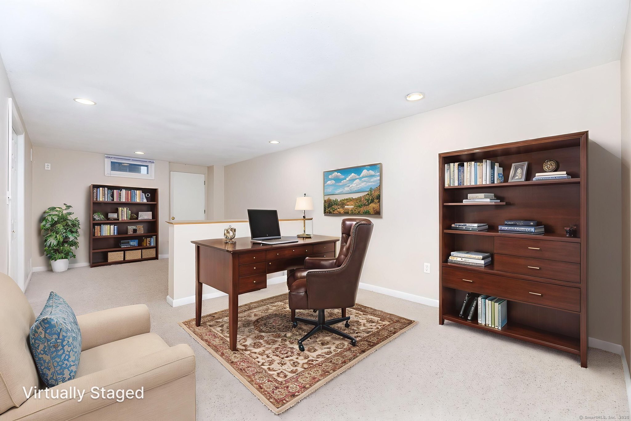 Glastonbury, Connecticut 06033, United States, 2 Bedrooms Bedrooms, ,2 BathroomsBathrooms,Residential,Active,170601