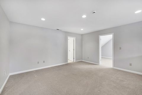 Tiny photo for 45 Greystone #45, Shelton, CT 06484 (MLS # 24143052)