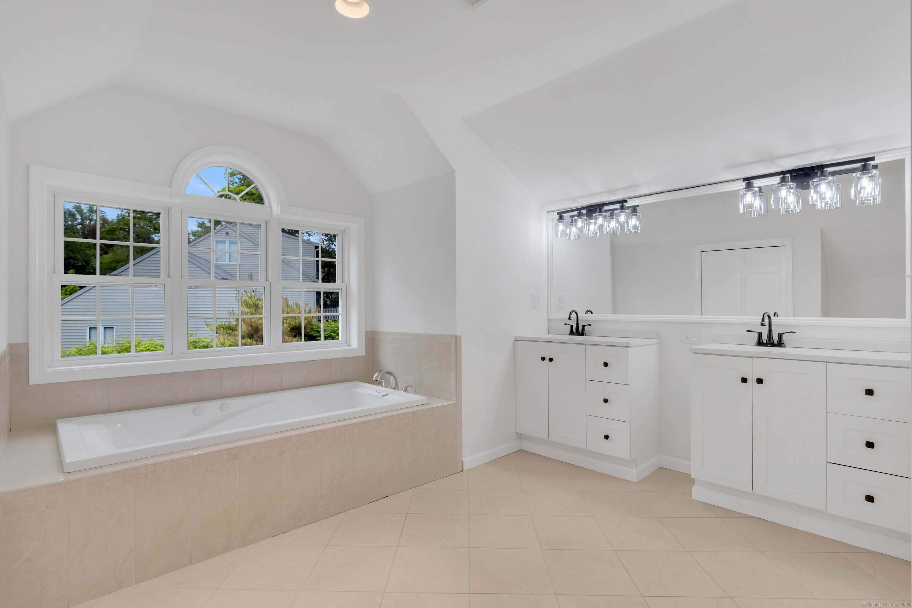 30 Valley Brook Road, Branford, Connecticut image 27