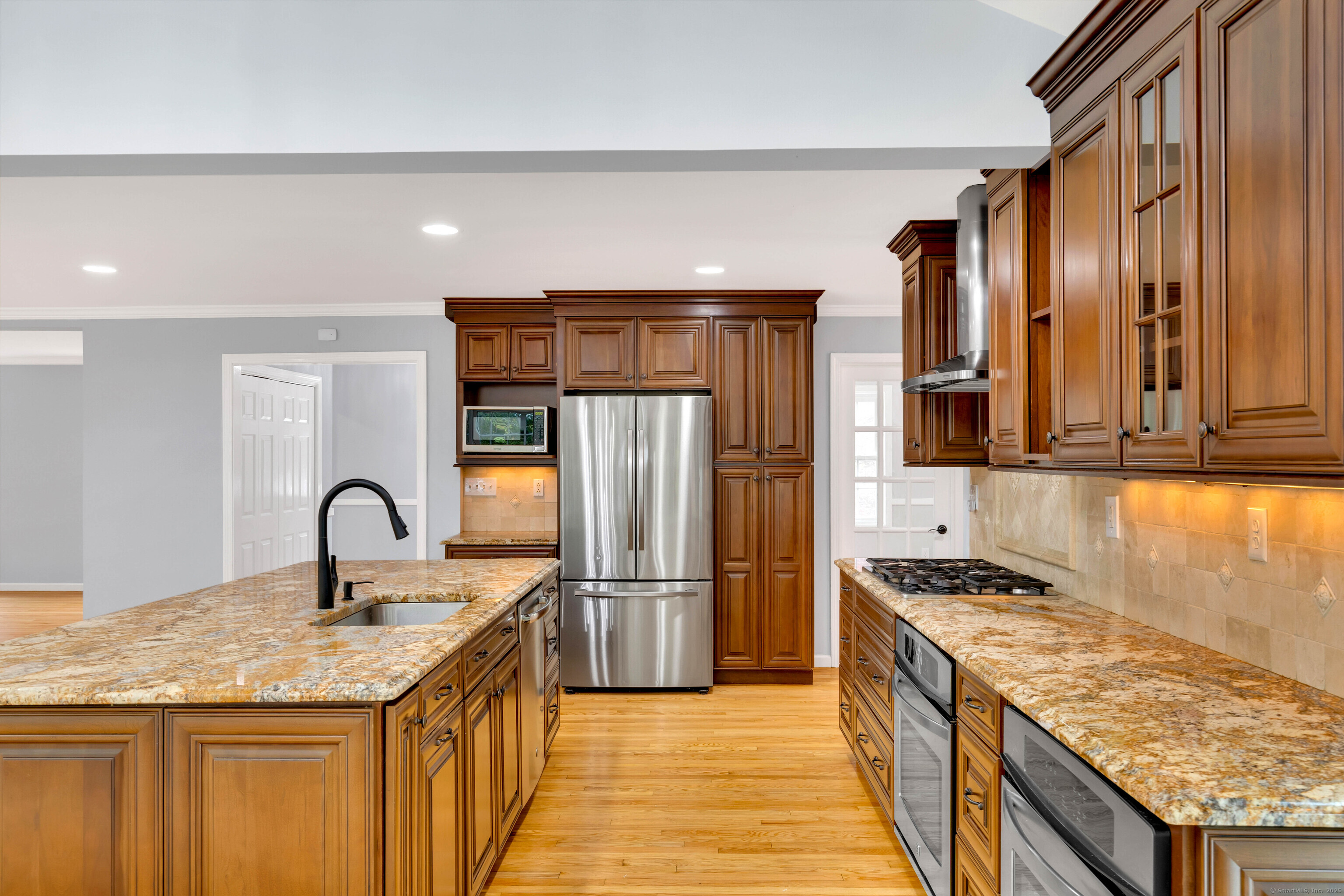 30 Valley Brook Road, Branford, Connecticut image 8