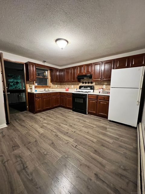 Tiny photo for 54 Roosevelt Street #2nd Floor, Hartford, CT 06114 (MLS # 24137514)