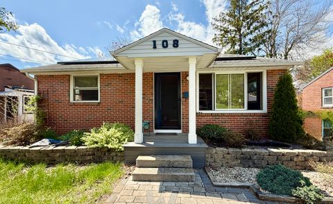 108 Dartmouth Street, Torrington, CT 06790 - #: 24096568