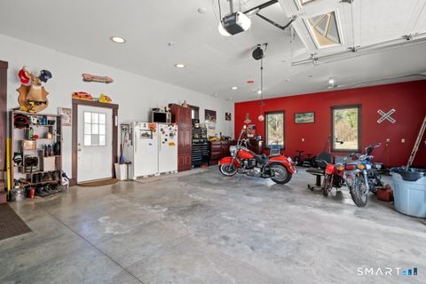 Tiny photo for Pomfret, CT 06259 (MLS # 24148886)