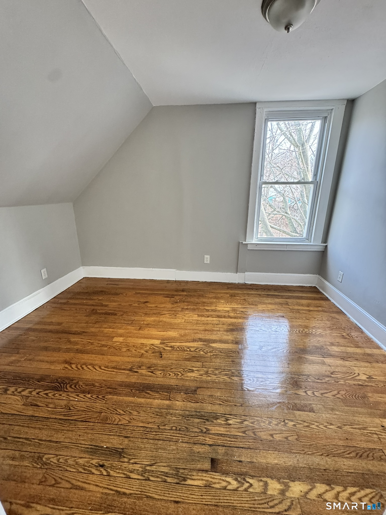 721 Winchester Avenue