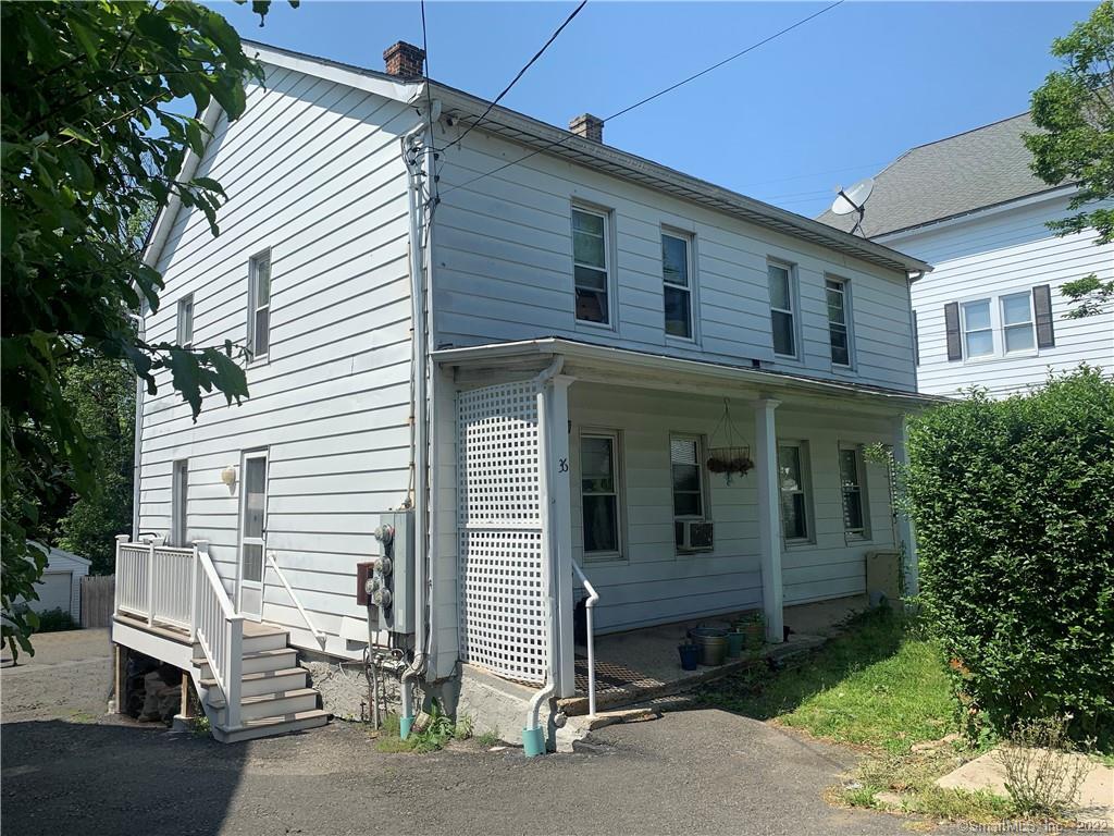 Photo 1 of 36 N Water Street Lower, Greenwich, Connecticut, $1,150, Web #: 170431855