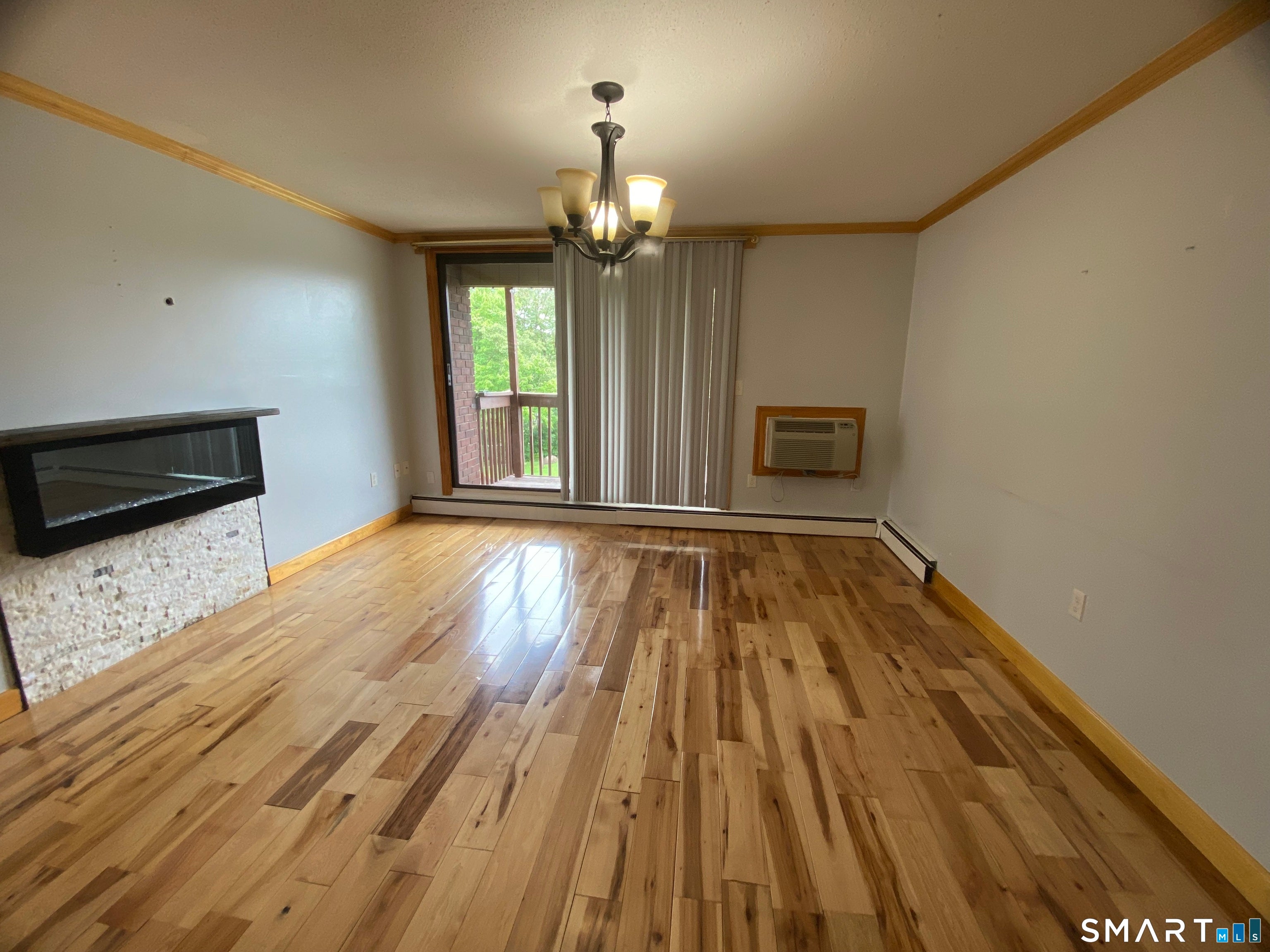 1216 Cromwell Hills Drive 1216