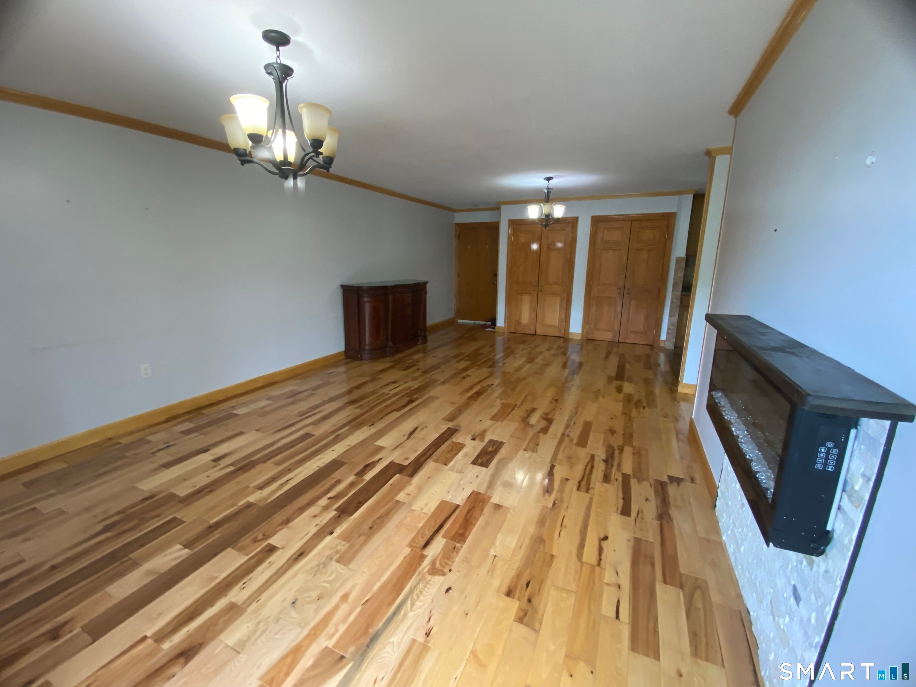 1216 Cromwell Hills Drive 1216