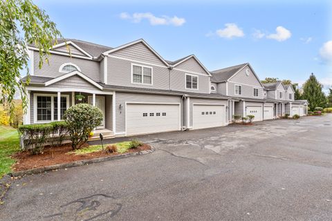 Tiny photo for 8 Canoe Birch Court #8, Berlin, CT 06037 (MLS # 24133748)