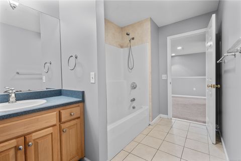 Tiny photo for 8 Canoe Birch Court #8, Berlin, CT 06037 (MLS # 24133748)