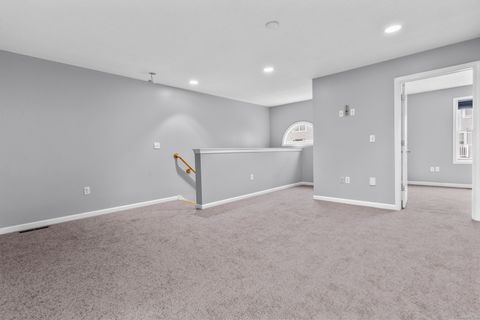 Tiny photo for 8 Canoe Birch Court #8, Berlin, CT 06037 (MLS # 24133748)