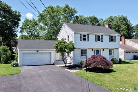 Photo of 261 Simsbury Road, West Hartford, CT 06117 (MLS # 24182859)