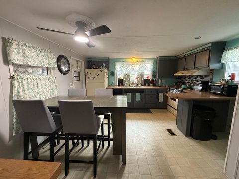 Tiny photo for 4 Sunshine Terrace, Thompson, CT 06255 (MLS # 24144164)