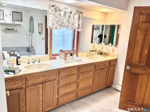 Tiny photo for 101 Dockerel Road, Vernon, CT 06066 (MLS # 24148045)