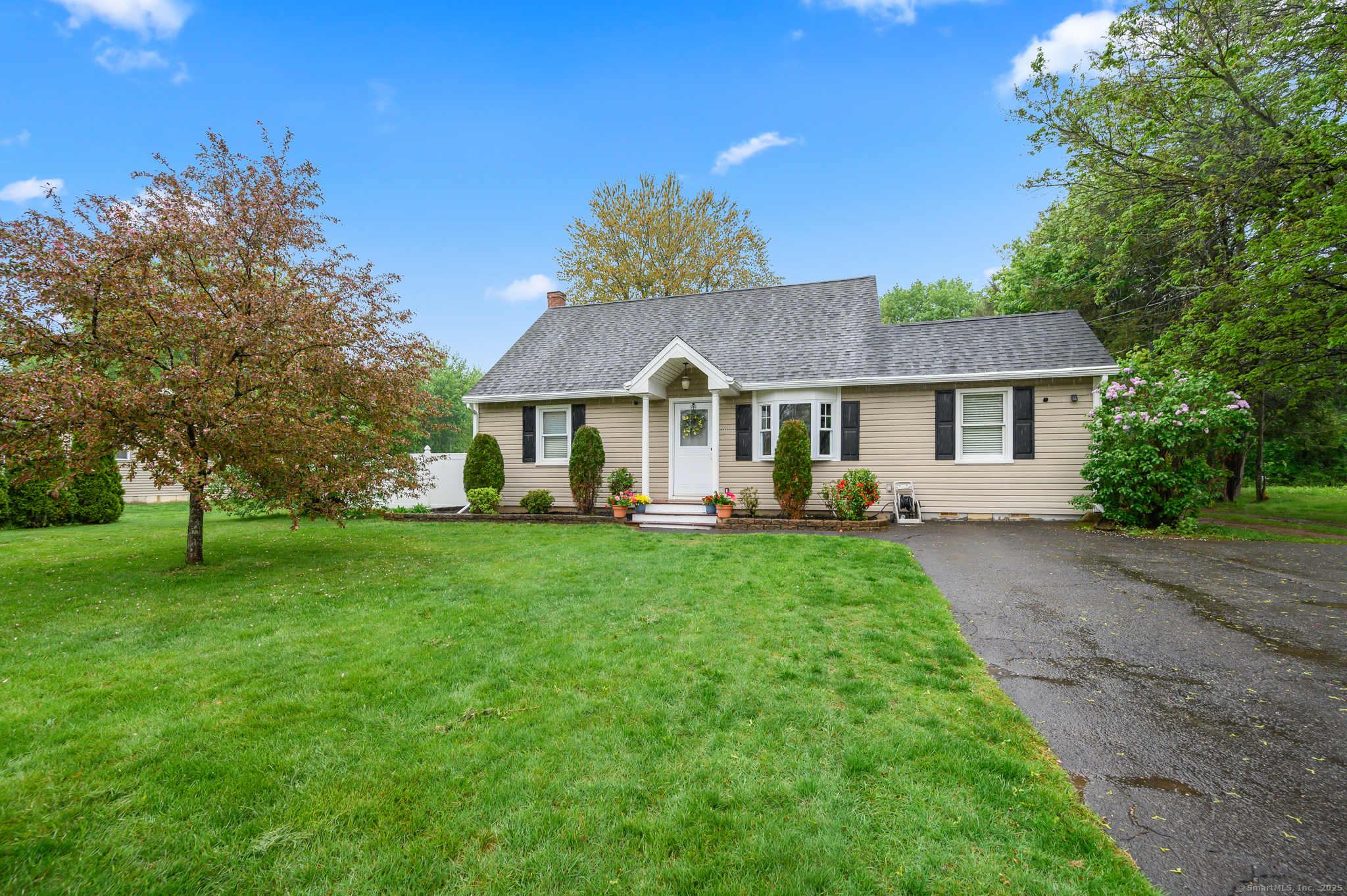 21 Sorrento Road, Wallingford, Connecticut image 2