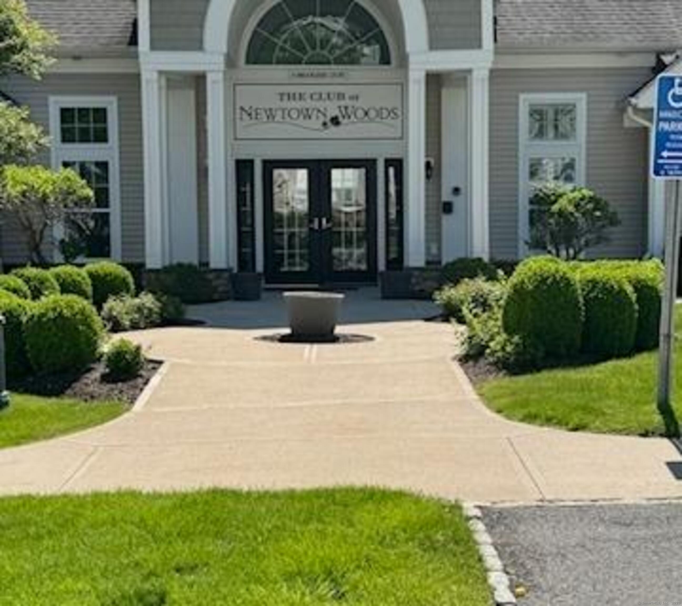 231 Brookside Court #231, Newtown, Connecticut image 26