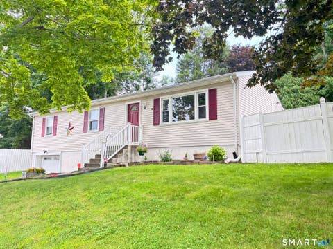 Photo of 66 Greenview Drive, Waterbury, CT 06708 (MLS # 24198724)