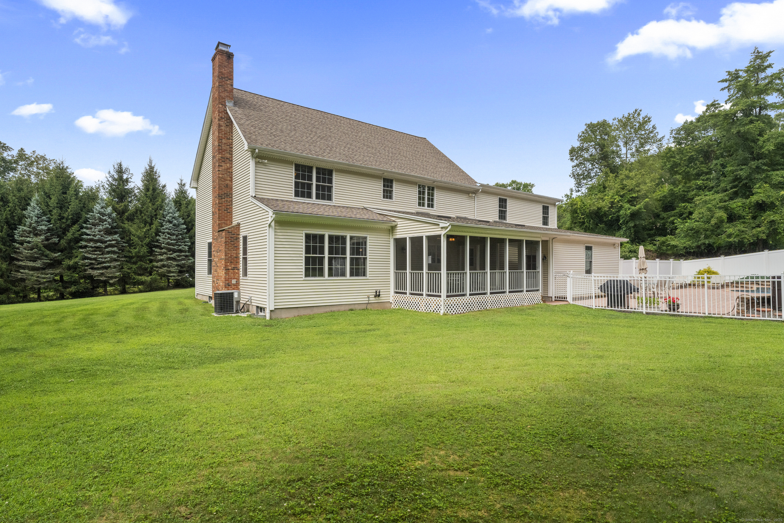 201 Forest Road